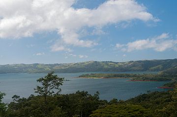 Costa Rica: Lake Arenal by Maarten Verhees
