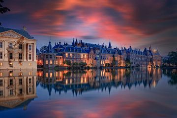 Dutch Houses of Parliament and the Mauritshuis on the Hofvijver in The Hague by gaps photography
