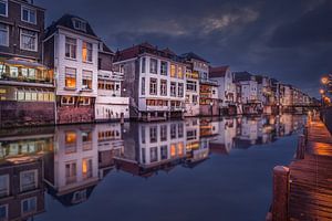 Maisons hollandaises au bord de l'eau sur Dennis Donders