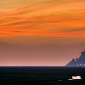 Mont Saint Michel Abbey at sunset by Ben Töller