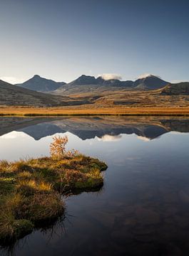 Autumn colours and reflections in Rondane National Park by Raoul Baart