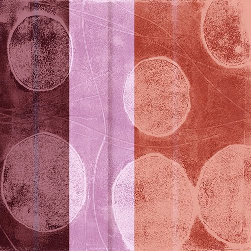 Japandi. Organische vormen in terracotta, lila en donker wijnrood