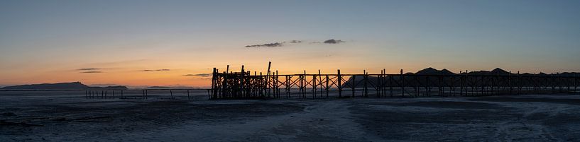 Échafaudages dans le lac salé en Iran par Daan Kloeg