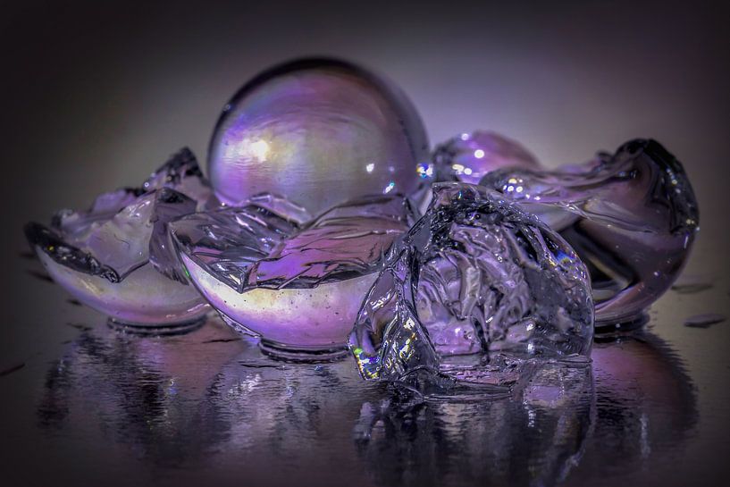 Gel balls in colour by Marian van der Kallen Fotografie