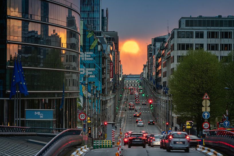 Coucher de soleil sur la rue de la Loi à Bruxelles I | Brussels Henge par Daan Duvillier | Dsquared Photography