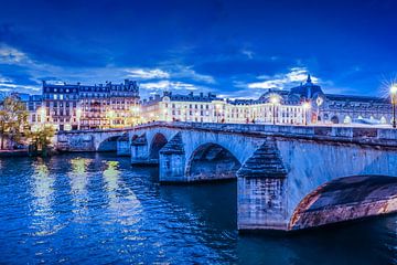 Zijn brug Pont Royal in de avond, Parijs van Christian Müringer