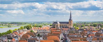 Uitzicht op de Bovenkerk in Hanzestad Kampen van Sjoerd van der Wal Fotografie