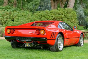 Ferrari 288 GTO 1980er Jahre Supersportwagen in Ferrari rot