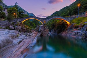 Sonnenaufgang bei Ponte dei Salti, Schweiz