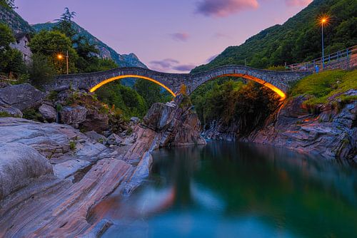 Zonsopkomst bij Ponte dei Salti, Zwitserland