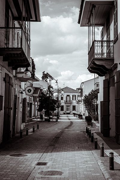 Schwarze und weiße Straße in Zypern (Larnaca) von Melanie (Flashpacker)
