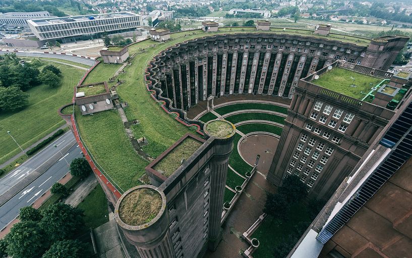 Noisy Le Grand In Paris Known For Recording The Hunger Games Mockingjay Van Ivo De Bruijn Op Canvas Behang En Meer