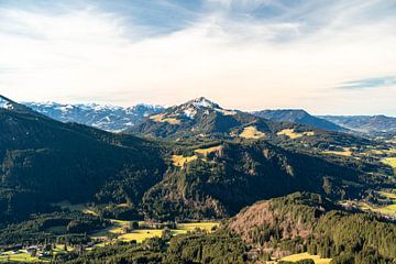 herbstlicher Blick auf den Grünten von Leo Schindzielorz