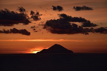 Zonsondergang Vulkaan Filicudi - Liparische eilanden van Vinte3Sete