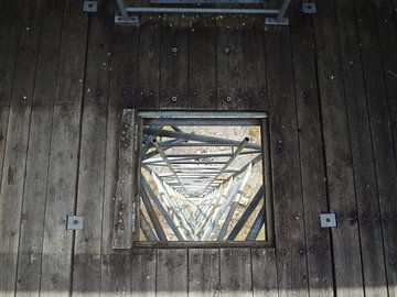 Down to the ground by Christopher Schellen