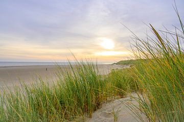 Zonsopgang in de duinen van Texel bij de Waddenzee