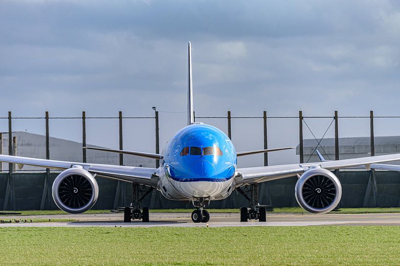 KLM Boeing 787-9 &quot;Lavender&quot; (PH-BHI). by Jaap van den Berg