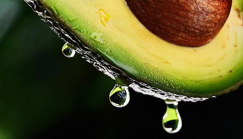 Gedetailleerde close-up van een verse avocado