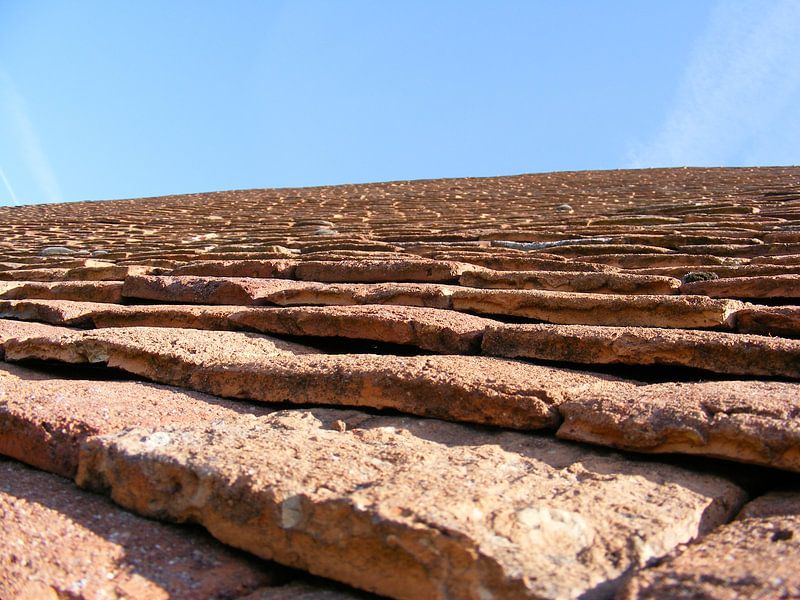 dakpannen in Frankrijk von Mirjam van Ginkel