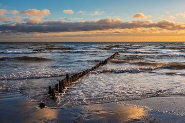 Baltic Sea coast on the island Moen in Denmark by Rico Ködder