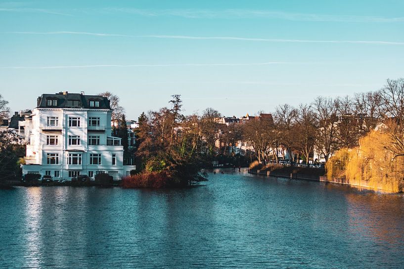 Hamburg by Hello Pompoyo