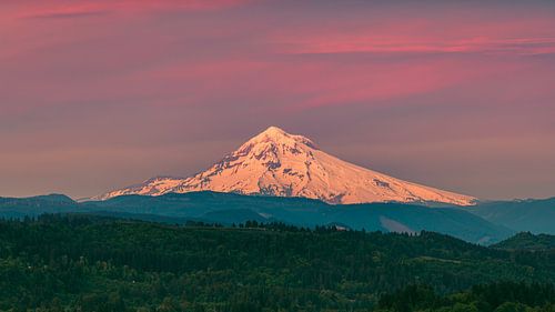Jonsrud viewpoint towards Mount Hood, Oregon