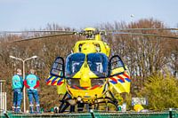 Le Lifeliner 5 transporte un patient atteint de corona.