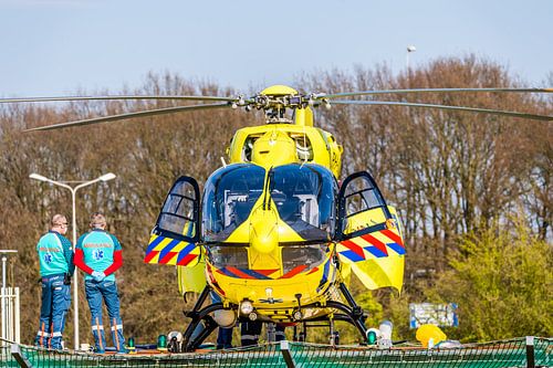 Lifeliner 5 transport a corona patient