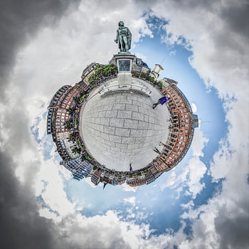 Mini planète 360° - Place Kleber à Strasbourg.
