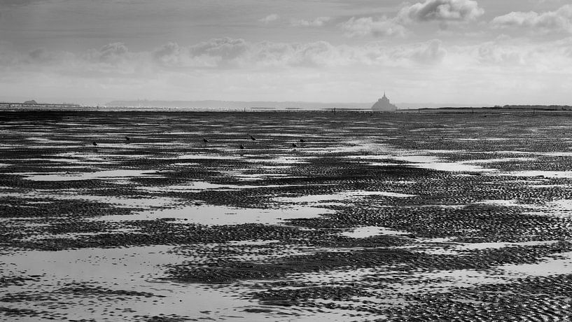 Mont St Michel Abdij gezien vanuit Bretagne van Flatfield