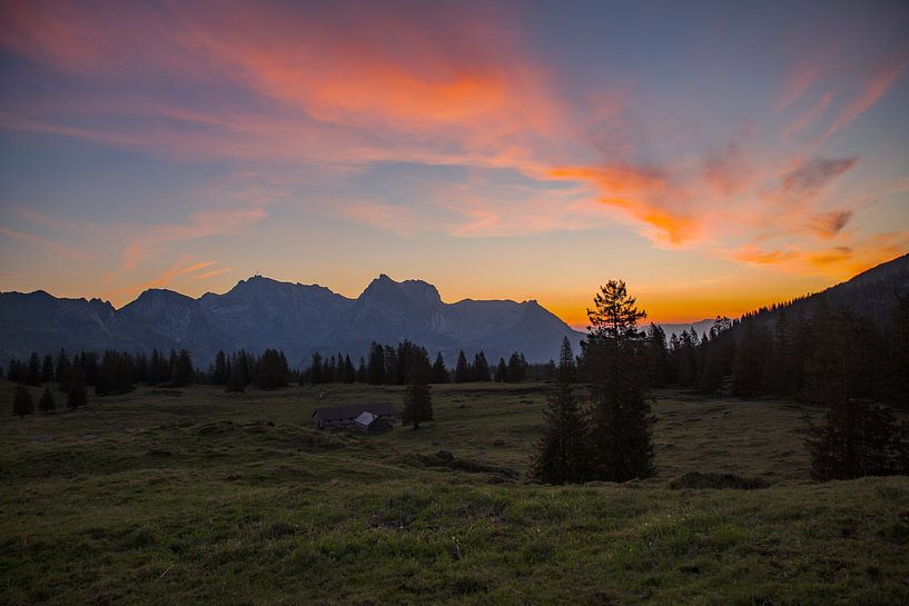 Sonnenaufgang auf der Alp Sellamatt von Martin Steiner