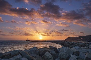 Sunset in Sassnitz by Salke Hartung