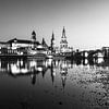 Historische skyline van Dresden - panorama zwart-wit van Frank Herrmann