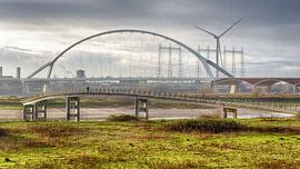 Les ponts de Nimègue sous le soleil hivernal sur Ruud Otter