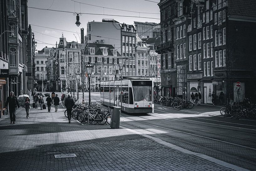 Amsterdam in Nederland is niet alleen zwart en wit van Thilo Wagner