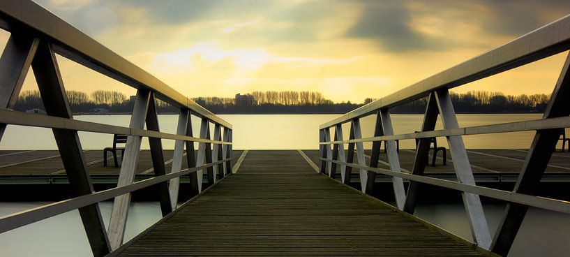 Brigde over troubled water by Rene van Heerdt