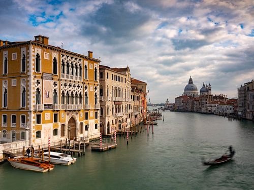 Zicht op Santa Maria della Salute vanaf dePonte dell'Accademia