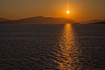 Lever de soleil en Grèce sur Miranda van Hulst