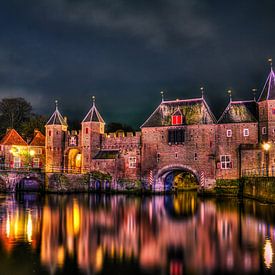 De Koppelpoort van Kei(stad) Donker
