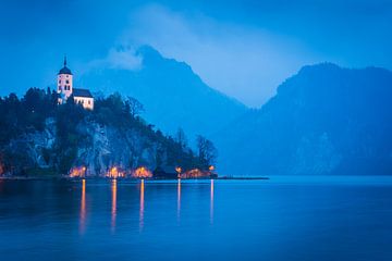 Morning at the Traunsee by Martin Wasilewski
