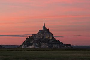 Pink sky Mont Saint-Michel