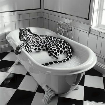 Jaguar élégant dans la salle de bain - Un tableau de salle de bain exotique pour vos toilettes sur Felix Brönnimann