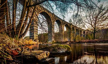 Ancien viaduc dans l'Erzgebirge sur Johnny Flash