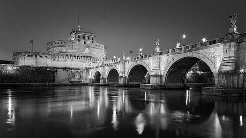 Pont de San Angelo et Château Sant Angelo en noir et blanc