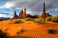 Totem pole in Monument Valley during sunrise - America