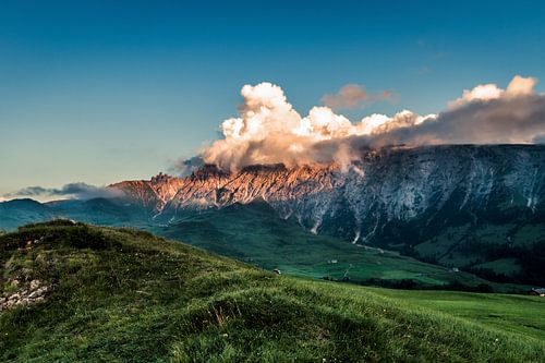 Alpenglow op de Alpe di Siusi