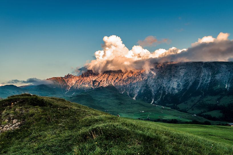 Alpenglühen auf der Seiser Alm von Martina Weidner