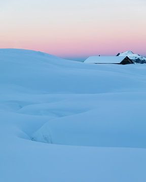 Stille winteravond - blauw uurtje - Zwitserland van Pascal Sigrist - Landscape Photography
