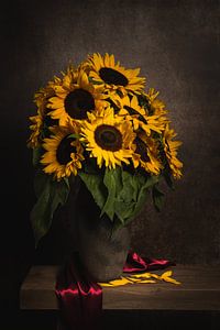 Stilleven met zonnebloemen