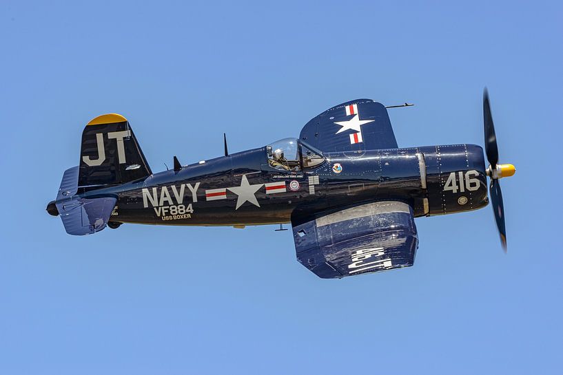 Chasseur-bombardier Vought F4U-4 Corsair. par Jaap van den Berg